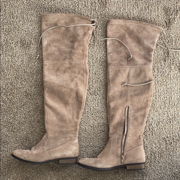 Women’s grey suede knee high boots - Picture 2 of 3